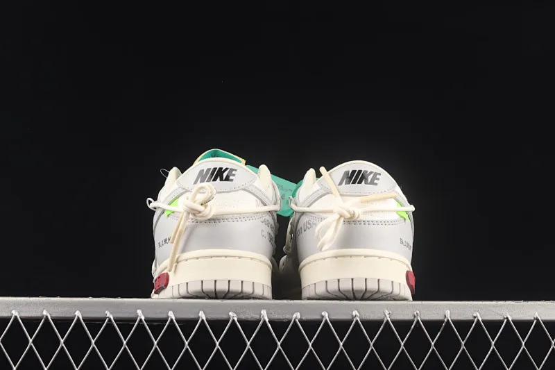 All Categories Nk SB Dunk Series Nk SB Dunk Low Low-top sneakers Pure original version OF x Nk Dunk Low OW Gray SB smashed backboard fashion casual sneakers DM1602-121